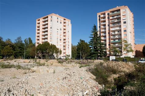 DIJON De l amiante a été trouvé dans le sol de l ancien site Amora