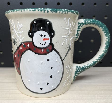 WCL Snowman Christmas Coffee Mug Cup 18 Oz Raised Snowflakes Green