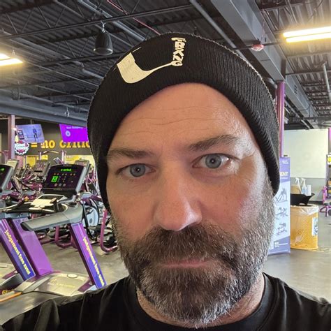 Shipping and Business Services at The UPS Store in McHenry 37