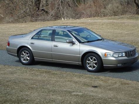 Buy Used 2002 Cadillac Seville Sts Sedan 4 Door 46l In Zionsville