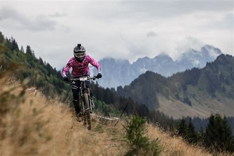 Whoop Uci Mountain Bike World Series Uci E Enduro World Cup Crowns