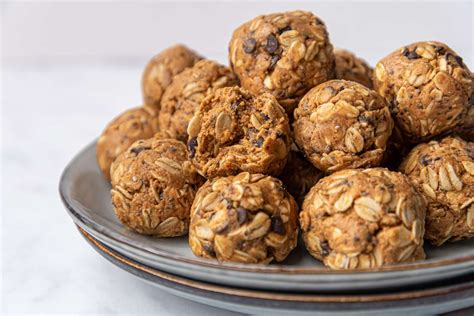 No Bake Protein Balls Recipe Delightful Mom Food Atelier Yuwa Ciao Jp