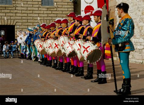 Pageantry Hi Res Stock Photography And Images Alamy