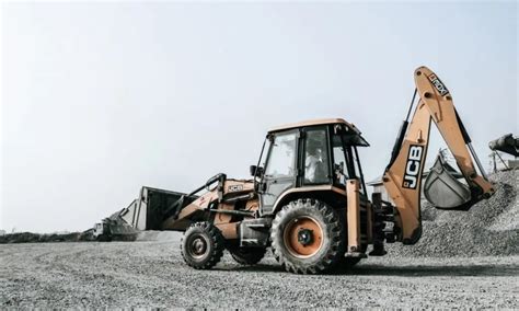 Industry Training QLD Backhoe