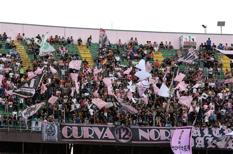 Palermo Striscione Allo Stadio Della Curva Nord 12 FOTO