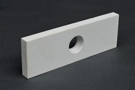 Alumina Brick Manufacturers Sell Alumina Ceramic Triangle Lining Bricks