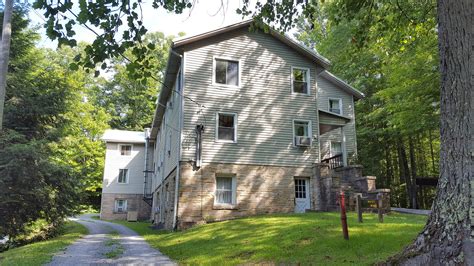 Facilities And Lodging — Pine Mountain Settlement School