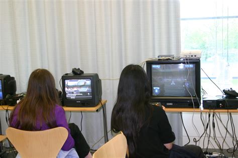 filegamers jpg wikimedia commons