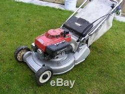 Honda Hr 194 Self Propelled Petrol Lawn Mower With Rear Roller