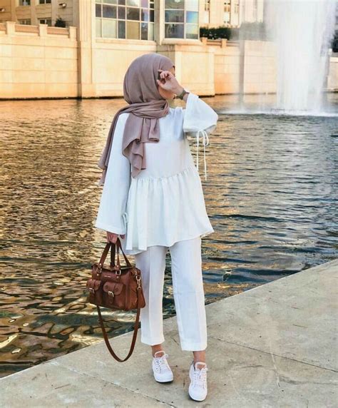 Modest Hijab Outfits Dresses Images 2022