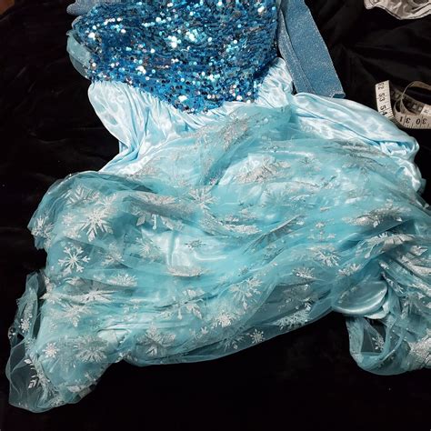 Frozen Deluxe Elsa Costume Sequins Glitter Snowflakes Gem