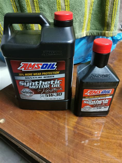 Olej Silnikowy Amsoil W Signature Series Synthetic Motor Oil