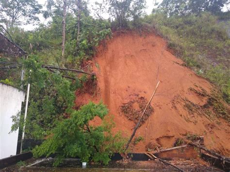 Cidades do sul têm muitos estragos provocados pelas chuvas do fim de semana