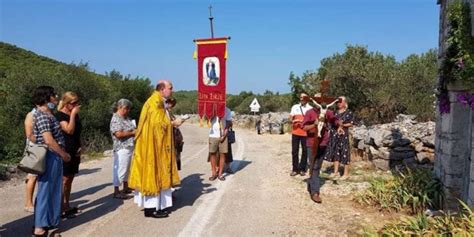 U Žiriju proslavljena je Gospa od žalosti Obnovljena je procesija do