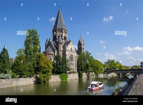 Reformed Church Of France Hi Res Stock Photography And Images Alamy