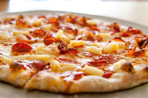 Pepperoni & Pineapple - Pizza Photo (24146386) - Fanpop