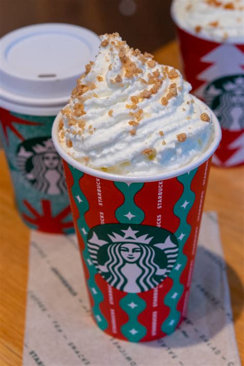 12 Starbucks Holiday Drinks That Dont Have A Drop Of Coffee Sweet Steep