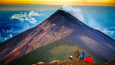 Volcán de Fuego en Chimaltenango Lugares turísticos que debes de