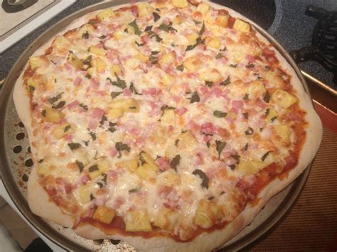 Ham And Pineapple With Garden Fresh Basil Pizza