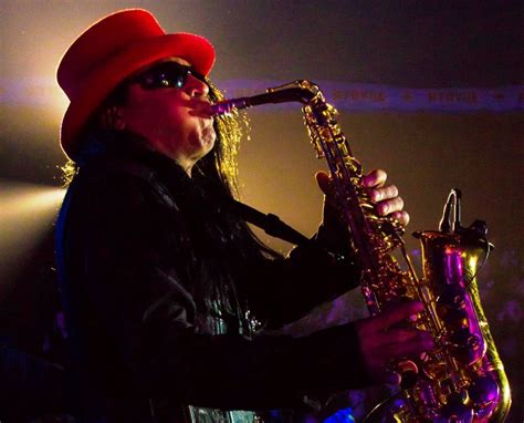 Muere El Famoso Sax De La Banda Maldita Vecindad