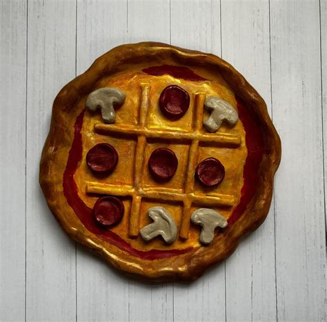 Pizza Tic Tac Toe Airdry Clay Etsy Canada In T Pferhandwerk