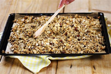 Recept Domácí granola s přesnídávkou