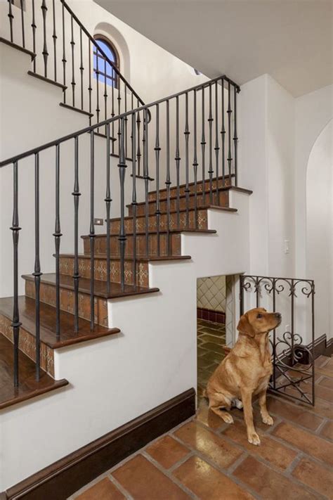 20 Great Dog House Under Staircase : Ideas of Indoor Dog House - Pet ...