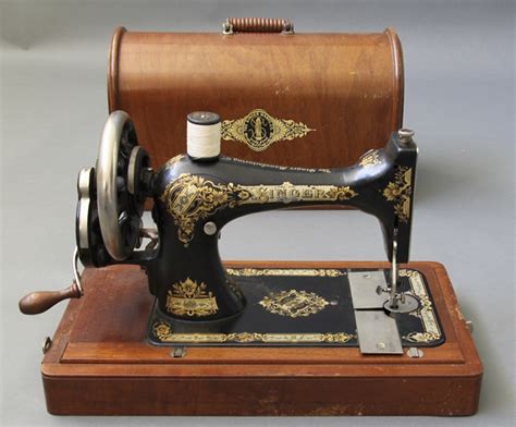 Sewing Machine, Singer Model 28; Singer Sewing Machine Co; 10.08.1900 ...