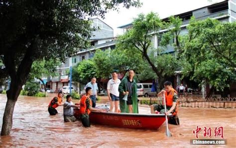 川渝黔三省市洪涝灾害致近240万人受灾 图 洪涝灾害 暴雨 新浪新闻