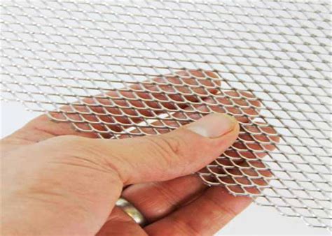 18mm Thickness Galvanized Treatment Diamond Type Expanded Metal Mesh Sheet