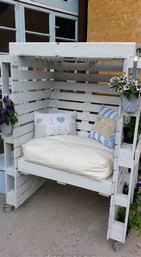 DIY Pallet Cabana-id#383942- by Budget101.com