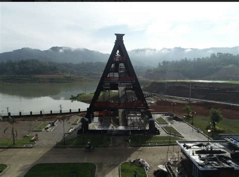 Ini Arti Menara Piramida Waduk Pidekso Giriwoyo Wonogiri Setinggi 22