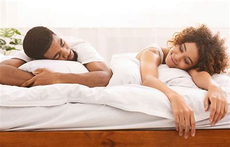 26 Types Of Couples Sleeping Positions And What They Say About Your Relationship