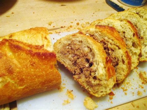 Good Little Things: French Bread Meatloaf