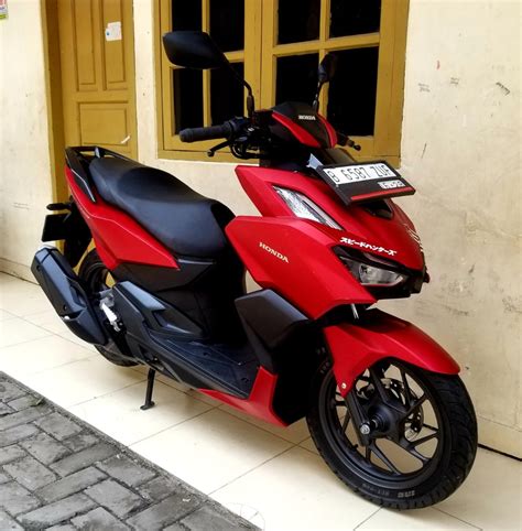 MURAAAH... HONDA VARIO 160 2023, Motor di Carousell