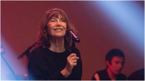 Jane Birkin Atriz E Cantora Morre Aos 76 Anos