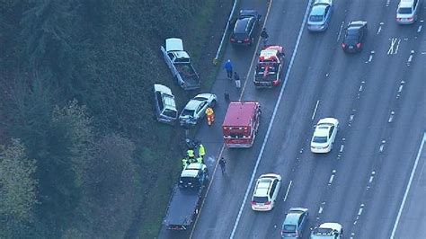 5 Vehicle Pileup On I 405 Snarls Traffic Through Bellevue