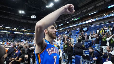 El Thunder Barre A Los Pelicans Y Avanza A Semifinales De La