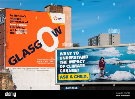 Billboards Advertising Hi Res Stock Photography And Images Alamy