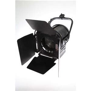 Used Mole Richardson BabyLED 150W 6 0 Fresnel SKU 1467874 8821