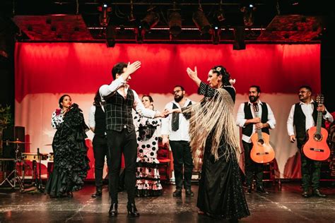 Barcellona Spettacolo Di Flamenco Al Teatro City Hall GetYourGuide