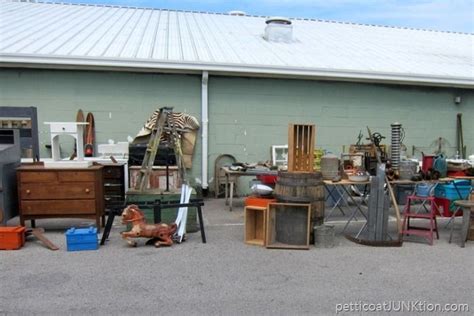 Nashville Flea Market Dates 2023 And Important Information | Nashville ...