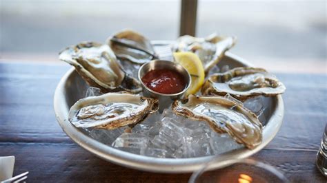 10 Best Oyster Bars That Are Delicious And Affordable In Singapore 2022