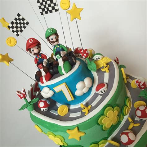 Mario Kart - CakeCentral.com