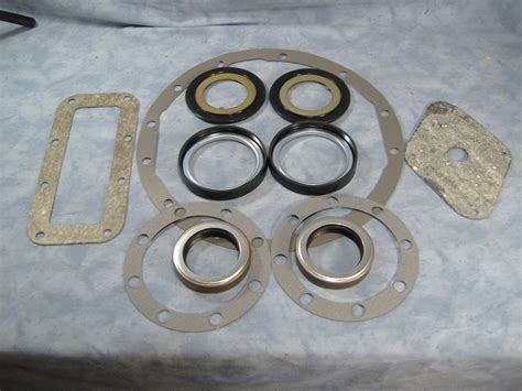 Big Mike S Motor Pool — Complete Rear Axle Seal And Gasket Kit For 2 5 Ton Axles