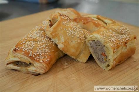 6 Best Paula Deen Sausage Ball Recipes To Try Today Women Chefs