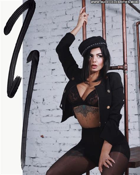 Replies Celebrity Beautiful Babe Posing Hot Nude Russia Model Friends Sexy New Zealand Beautiful