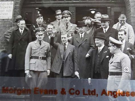 Royal family Nazi photographs: Images of the Duke of Windsor giving