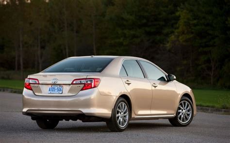 2013 Toyota Camry XLE V6 Price & Specifications - The Car Guide