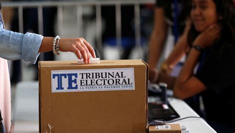 Todo Listo Tribunal Electoral Instala Las Mesas Para El Voto